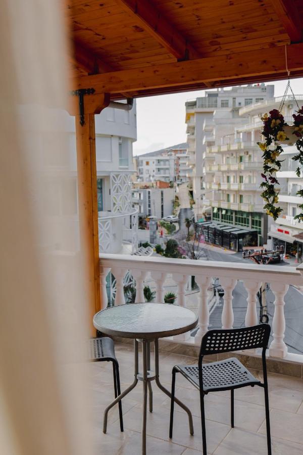 Vila Jon'A Sarandë Eksteriør bilde